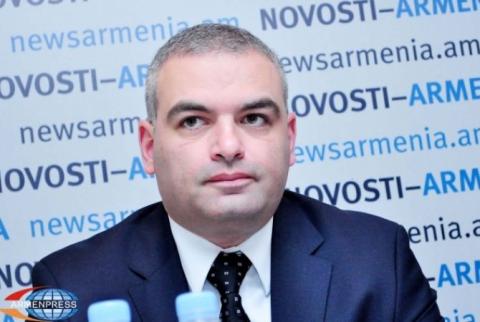 Hayk Demoyan presented Turkish intellectual with Aurora Mardiganian medal