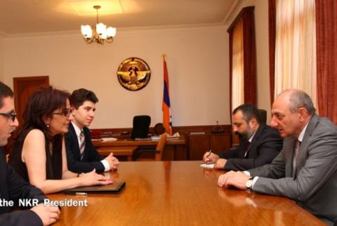 Karabakh President hosts students from Armenian Diaspora