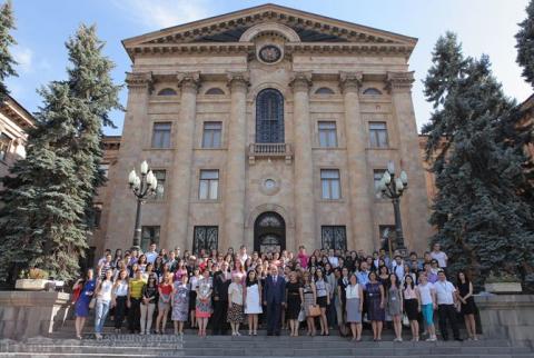 Speaker of National Assembly highlights role of Diaspora Armenian schools teachers for preservation of Armenian identity