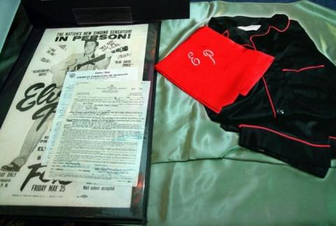More than 174 Elvis artifacts to be auctioned at Graceland
