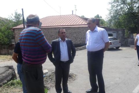 Սյունիքի մարզպետը շրջայց է կատարել Գորիսի թաղամասերում