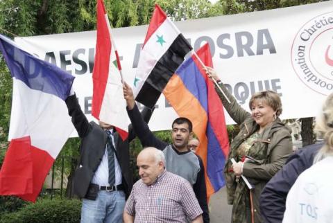مسيرة احتجاجية أمام السفارة التركية في باريس 