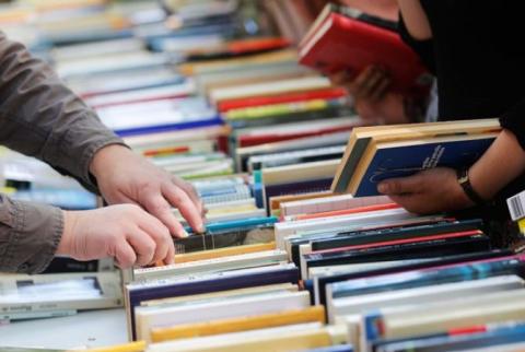 В Японии вышла новая книга писателя Харуки Мураками