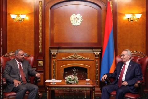 رئيس الجمعية الوطنية الأرمينية يرى إمكانيات كبيرة في تنمية التعاون الأرمني الكويتي عدة مجالات .