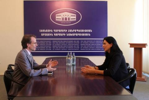 Karabakh Republic Deputy Foreign Minister receives head of Stepanakert Office of ICRC