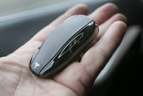 Tesla releasing Autopilot software for Model S cars