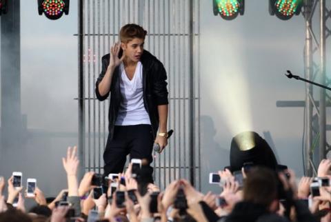 Justin Bieber told about horrors of early fame