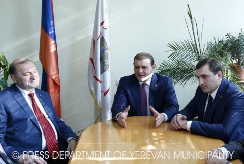 Yerevan Mayor introduces newly appointed head of Nork-Marash administrative district 