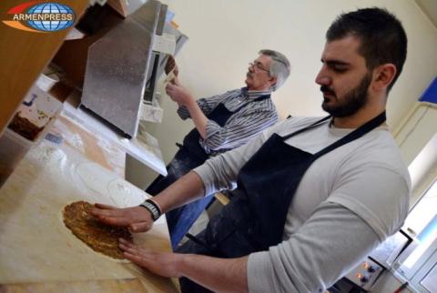 “Hello Armenia”. Syrian-Armenian cooks: “Made with love and a smile”