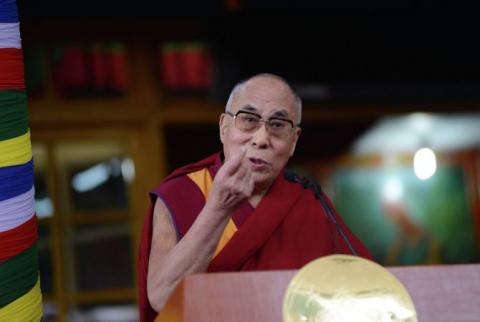 التعليم يجب أن يكون خالياً من المعتقدات الدينية ويمكننا أن نبني على الاحترام و الحب-الدالاي لاما-