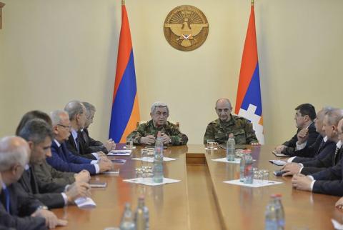 Serzh Sargsyan and Bako Sahakyan hold consultation in Stepanakert