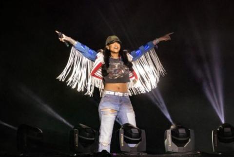 Rihanna breaks The Beatles' Billboard Hot 100 record