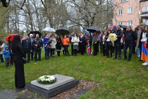Armenians and Norwegians commemorated 101st anniversary of Armenian Genocide near memorials of Nansen and Bjør