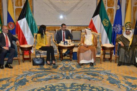 وزيرة عدل أرمينيا في زيارتها الرسمية تلتقي أمير الكويت والبحث قي عدة قضايا من ضمنها تنفيذ رحلات مباشرة بين البلدين