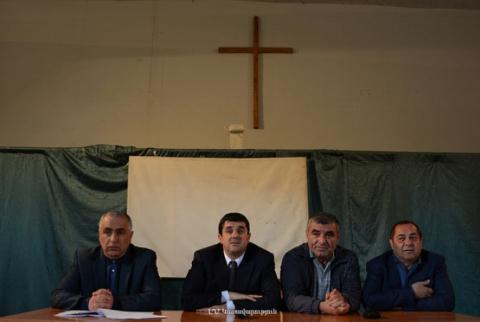 Prime Minister of Artsakh urges displaced people to return to their homes
