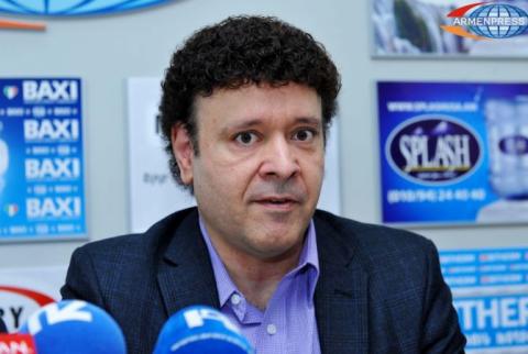 Daniel Decker wants to perform in Nagorno Karabakh