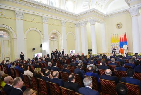 Reception in honor of Pope Francis held at Presidential Palace