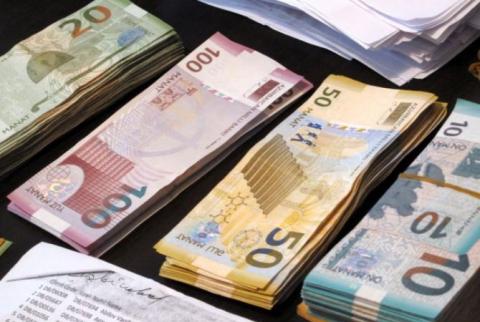 Azerbaijani budget implemented with 440,5 million USD deficit 
