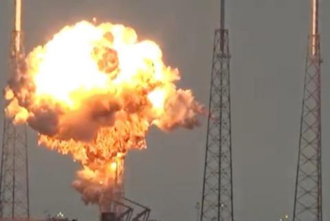 SpaceX потеряла ракету Falcon 9 и груз на 200 миллионов долларов до старта