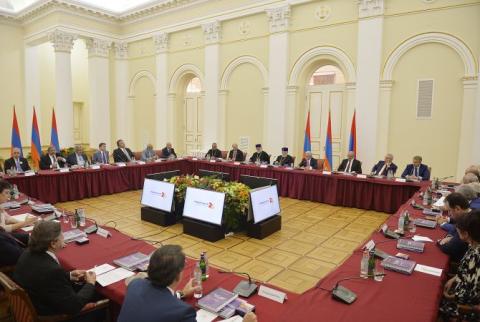 Հայաստանն այցեվայրից բոլորիդ համար դառնում է իրական տուն. Նախագահը հանդիպել է սփյուռքի ներկայացուցիչների հետ