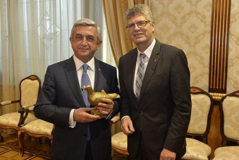 Armenian President receives delegation led by Bundestag Vice President