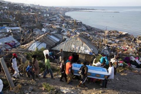 СМИ: число жертв урагана "Мэттью" на Гаити возросло до 1000 человек