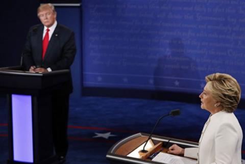 Clinton leads by 5 heading in to final two weeks - poll