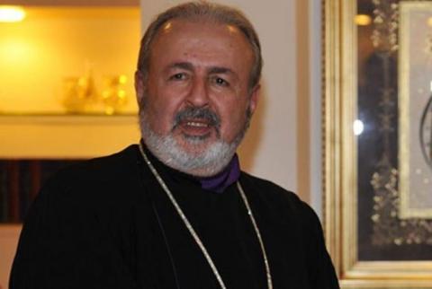 Archbishop Aram Ateshian arrives in spiritual capital of Armenia, Etchmiadzin