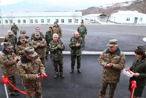 President Sargsyan awards distinguished servicemen during NKR trip