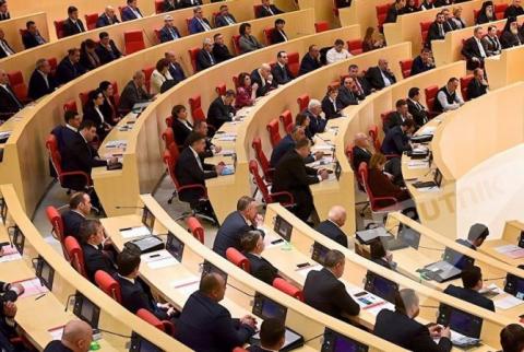 НПО: в парламенте Грузии заседает 41 миллионер 