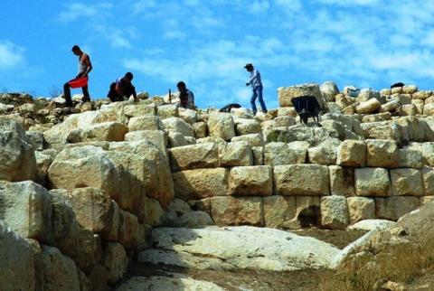 Archaeological excavations to be continued in Artsakh’s trademark Tigranakert 