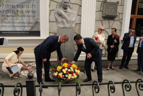 В Ялте открыли памятник композитору Александру Спендиарову