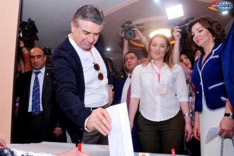 PM Karapetyan wants modern & flexible administration system for Yerevan 