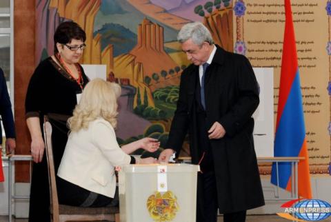 President Sargsyan votes for ‘a better Yerevan’ 