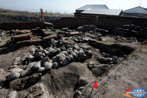 Archaeologists discover early medieval tombstones in Aghdzk excavation site