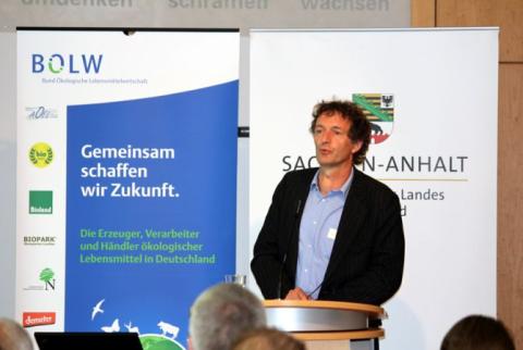 Uncultivated lands in Armenia can be used for development of organic agriculture, says German expert
