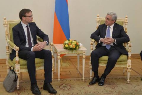 President Sargsyan receives Foreign Minister of Estonia 