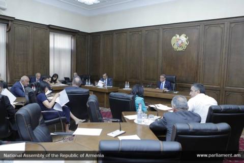 ՀՀ ԱԺ խորհուրդը հաստատել է հանձնաժողովներում 2016թ. պետբյուջեի հաշվետվությունների քննարկման ժամանակացույցը