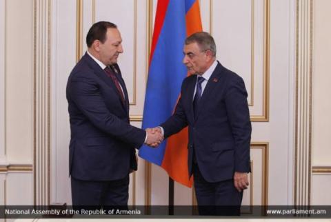 Мартин Саргсян награжден Почетной медалью НС Армении