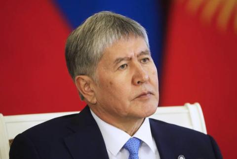 Атамбаев: Киргизии угрожали ракетными ударами из-за авиабазы ВВС США
