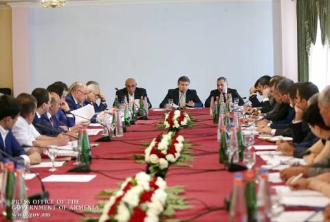 PM Karapetyan visits Syunik province