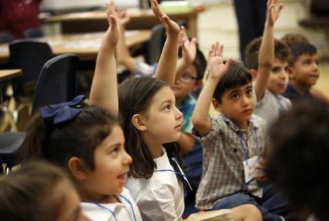 Children at California’s Mountain View Elementary School learn Armenian