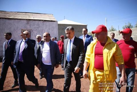 PM holds consultation in Aragatsotn province 