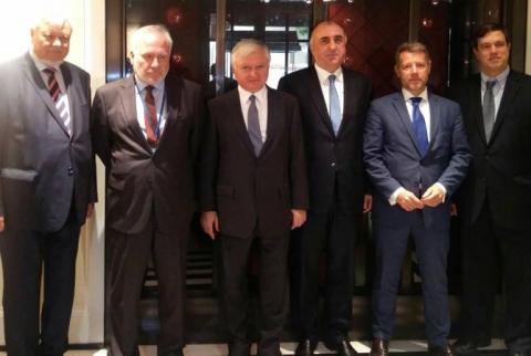 وزيري خارجية أرمينيا وأذربيجان يجتمعان بنيويورك باشتراك الرؤساء المشتركون لمجموعة مينسك- التابعة لمنظمة الأمن والتعاون في أوروبا-