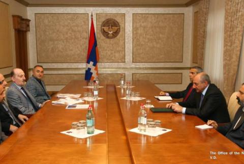 Artsakh President receives Argentine-Armenian community representatives