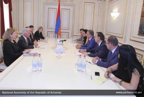 Armenian Parliament Speaker holds meeting with UK Minister for Europe and the Americas