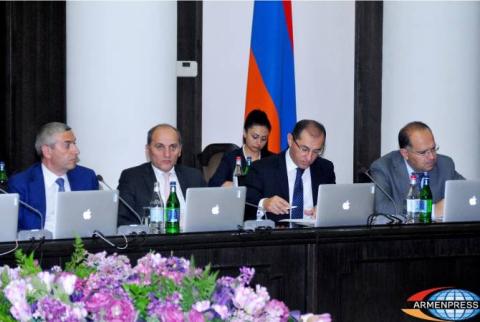Finance minister dismisses sequestration discussions