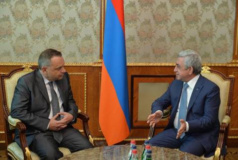 ՀՀ Նախագահը հրաժեշտի հանդիպում է ունեցել Հայաստանում դիվանագիտական առաքելությունն ավարտող Ֆրանսիայի դեսպանի հետ