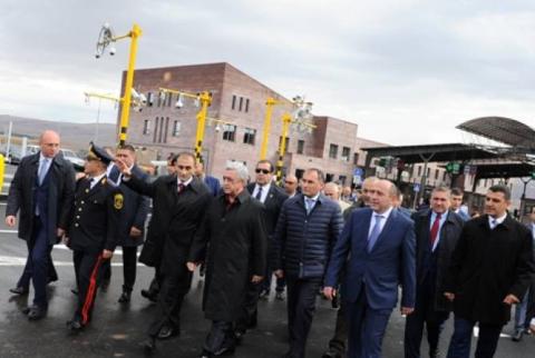 Նոր սարքավորումներ եւ սահմանահատման ավելի դյուրին ընթացակարգ. շահագործման հանձնվեց Բավրայի նորակառույց սահմանային անցակետը