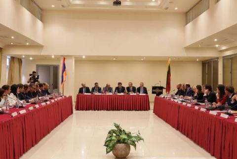Երևանում կայացավ հայ-լիտվական միջկառավարական հանձնաժողովի երկրորդ նիստը